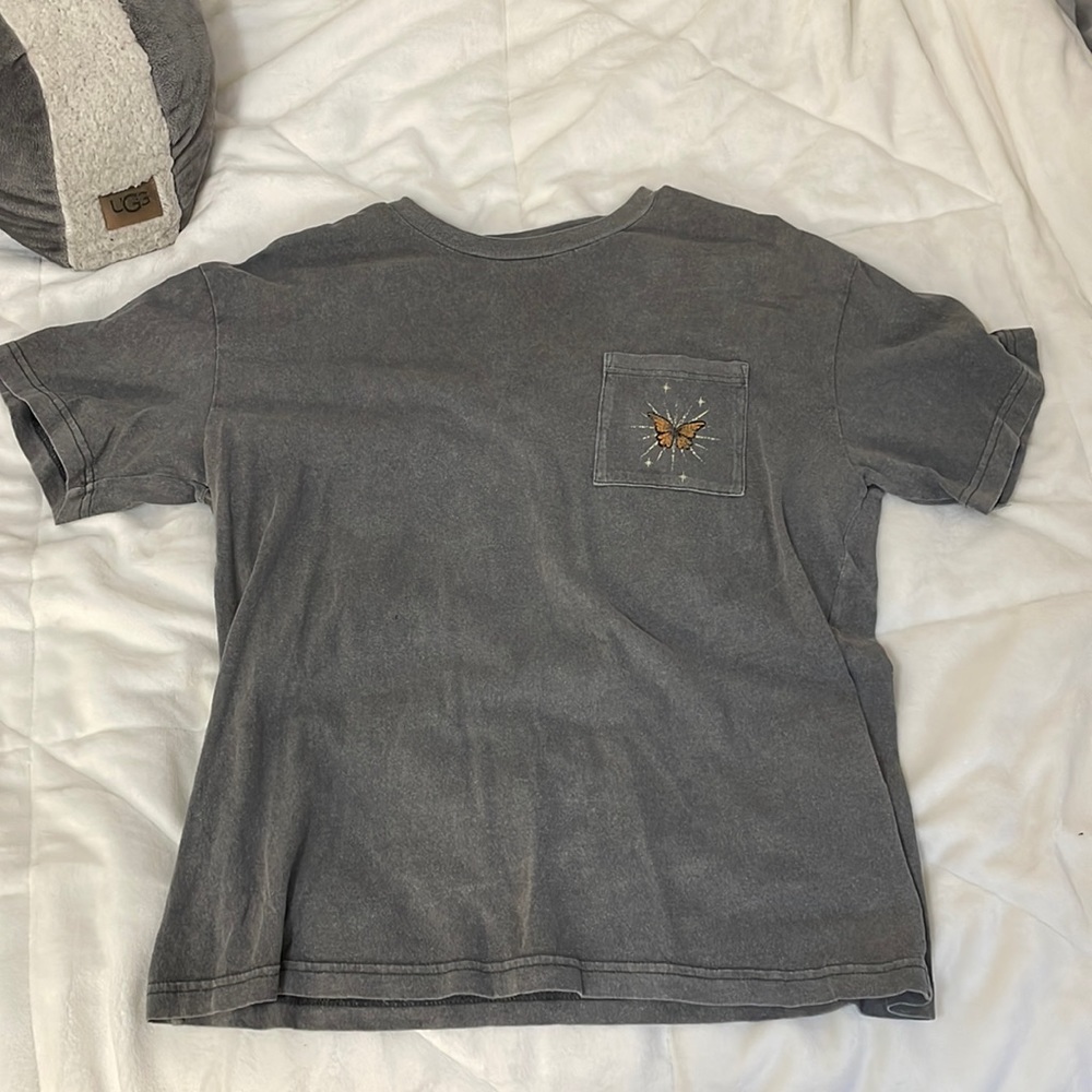 women’s butterfly pocket tshirt